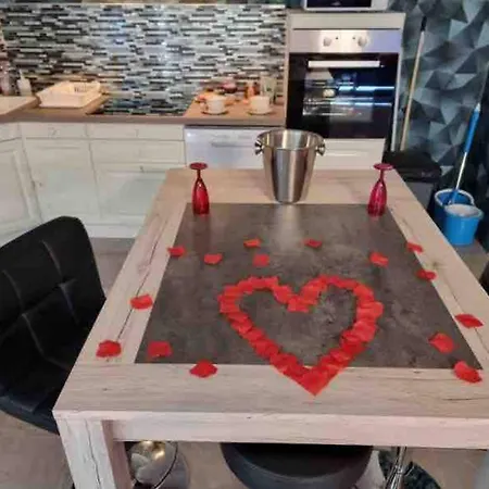 Maison Avec Jacuzzi A - Parfait Pour Escapade Romantique Holiday home *